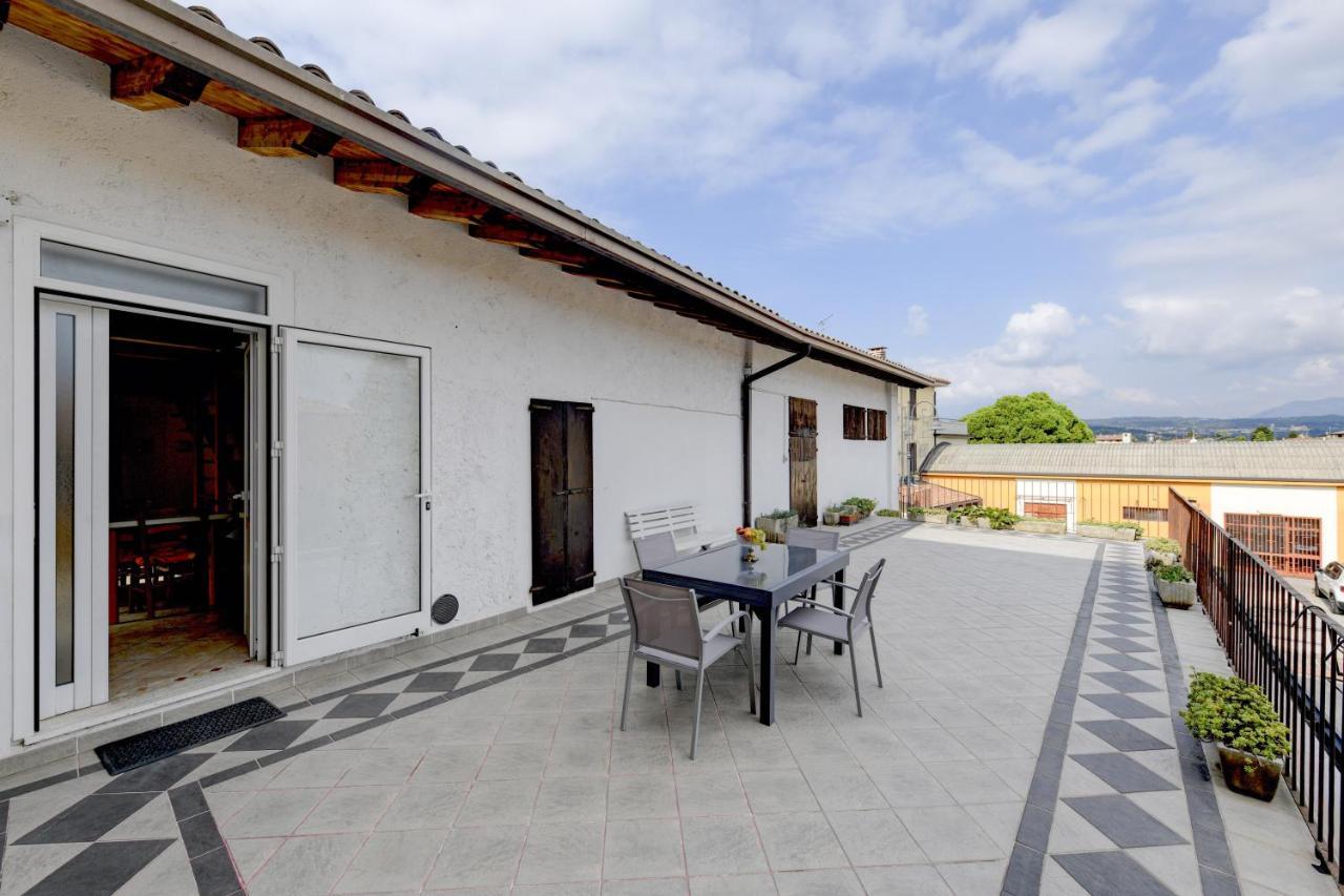 Appartamento In Piazza Moniga del Garda Exterior foto